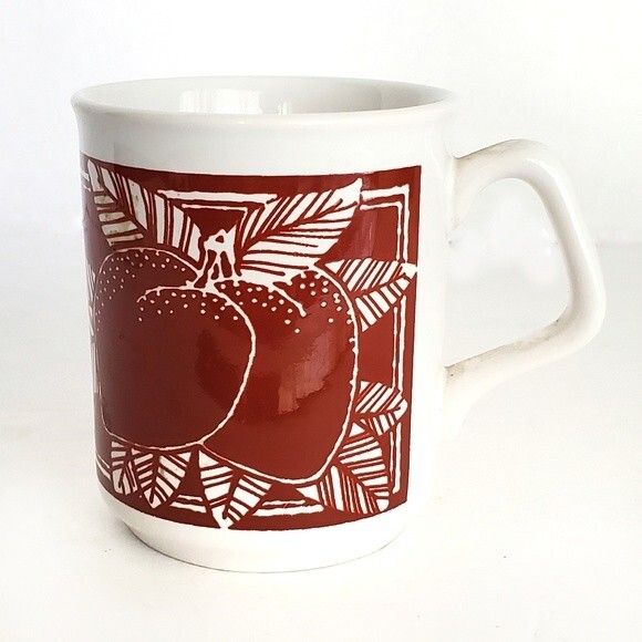 Vintage TAMS Made in England Ceramic Fruits & Florals Coffee Mug - Picture 1 of 9